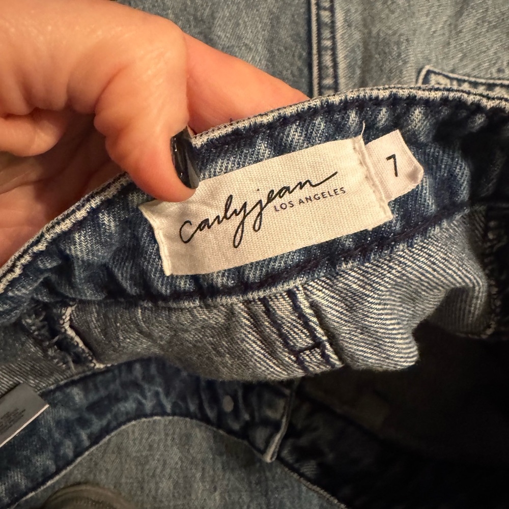 Carly jeans raw hem wide leg like new condition size 7 - Picture 5 of 6